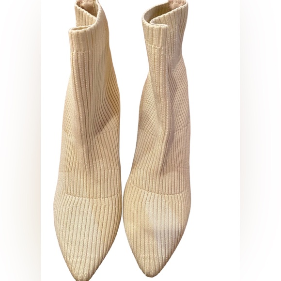 Size 8 oak white stretchy ankle boots chunky heels - Picture 2 of 12